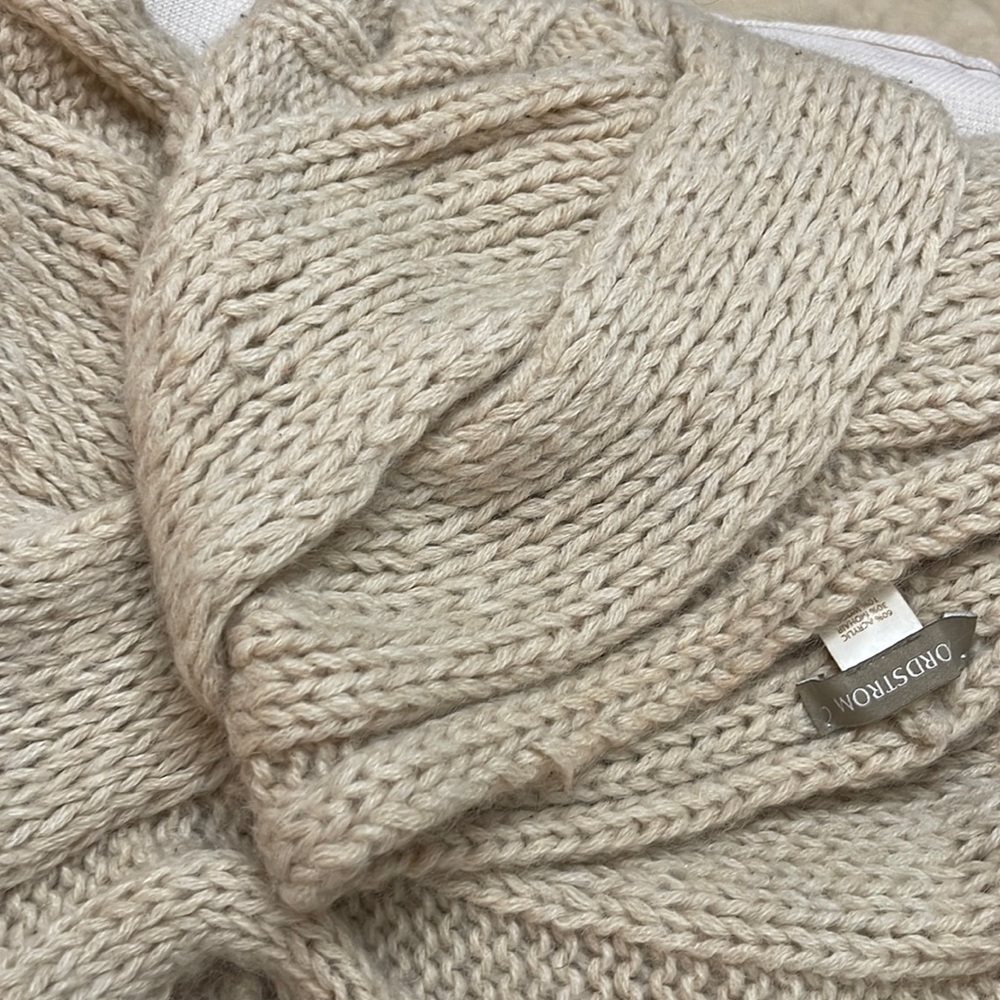 Knit hat and infinity scarf set